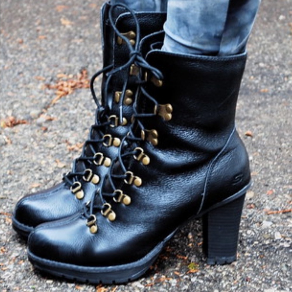 Skechers leather platform heeled Black combat Boots size 8 Y2K NEW 90’s goth